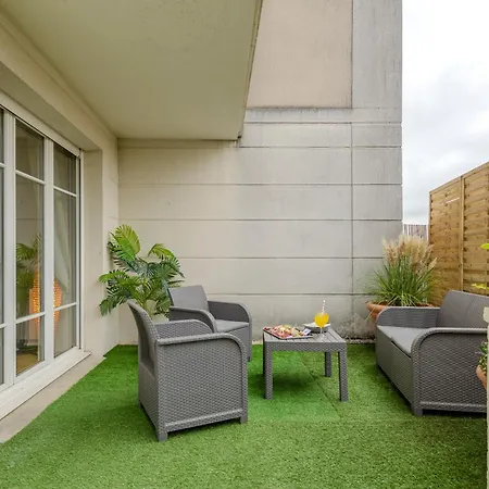 Apartment Agape By Kleidos -disney A 10min, T2 , 4p, Parking Gratuit Et Terrasse Magny-le-Hongre